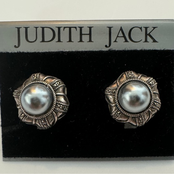Vintage Judith Jack earrings in sterling silver. 🖤 - Picture 1 of 5